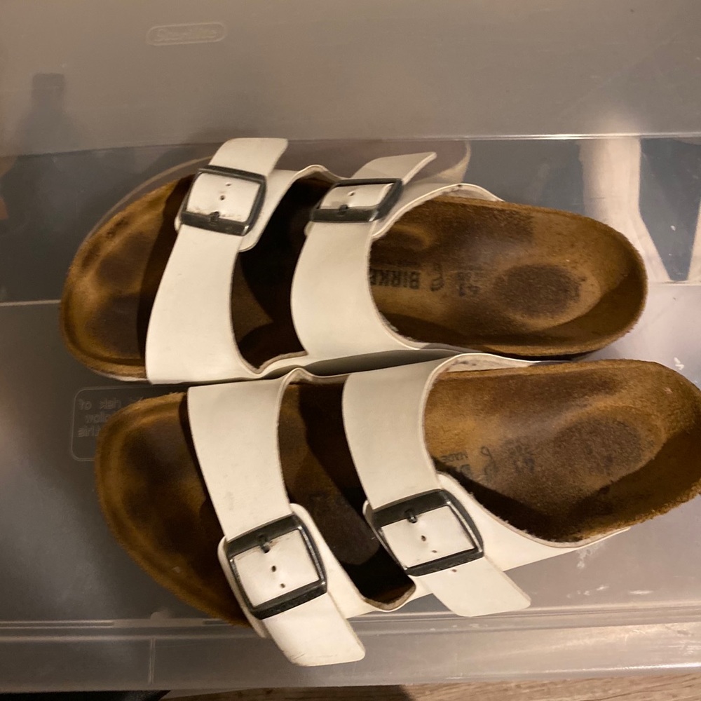 White Arizona Birkenstock’s